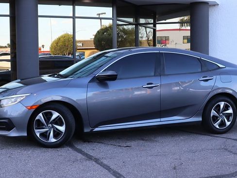 Used 2018 Honda Civic LX image 4