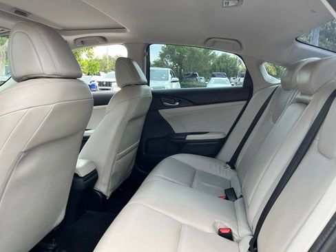 Used 2019 Honda Insight Touring image 8