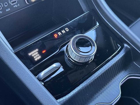 New 2025 Jeep Grand Cherokee Limited w/ Black Appearance Package image 21