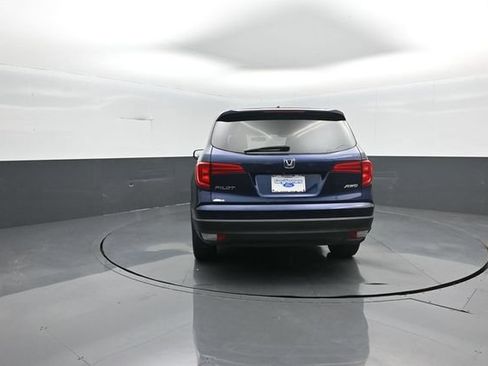 Used 2017 Honda Pilot EX-L image 6