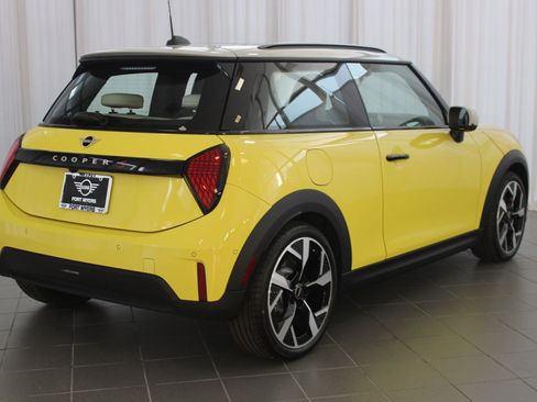 New 2026 MINI Cooper S FWD image 8