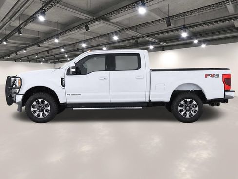 Used 2019 Ford F250 Lariat w/ Lariat Ultimate Package AWD/4WD image 4