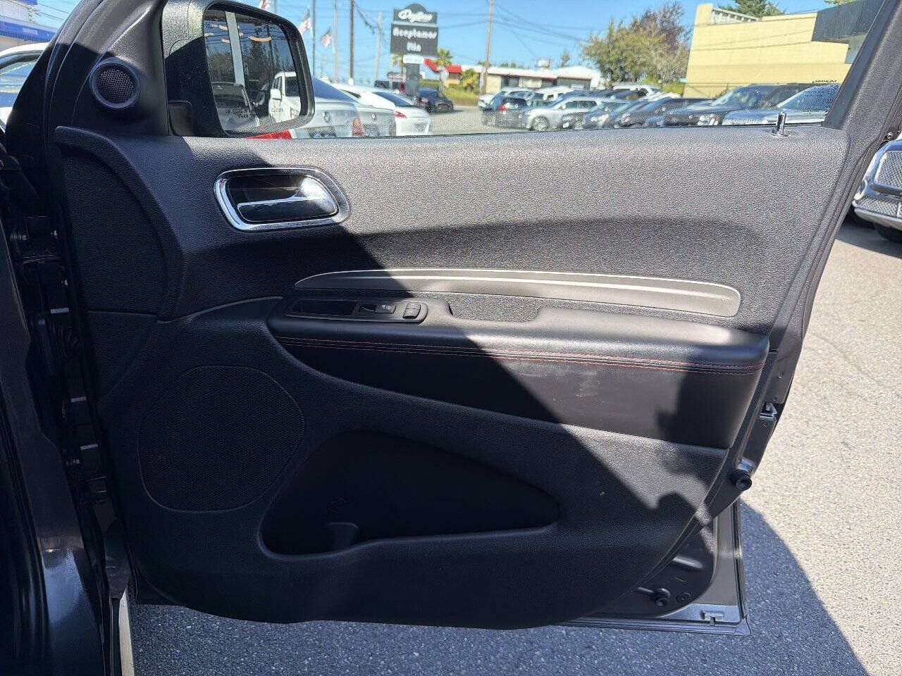 Used 2017 Dodge Durango R/T AWD/4WD image 20
