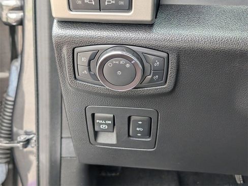 Used 2019 Ford F150 Lariat w/ Equipment Group 502A Luxury image 19