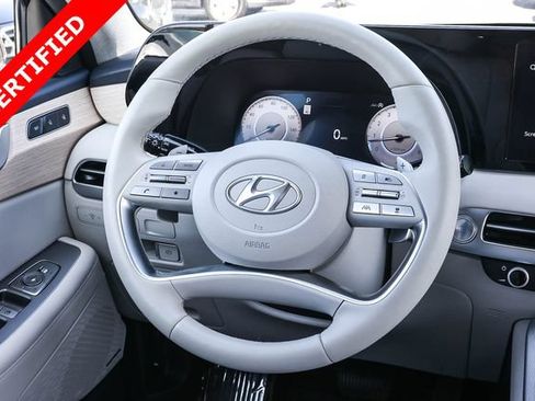 Used 2023 Hyundai Palisade Limited FWD image 15