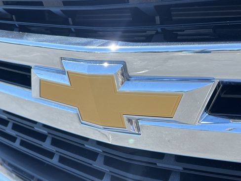 Used 2022 Chevrolet Silverado 1500 LT image 9