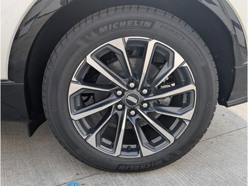 New 2025 Cadillac Lyriq Sport w/ LPO, Floor Liner Package image 27