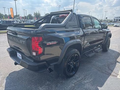 New 2025 Chevrolet Colorado Trail Boss w/ Midnight Edition image 4