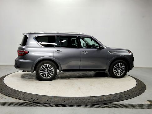 Used 2024 Nissan Armada SL image 8
