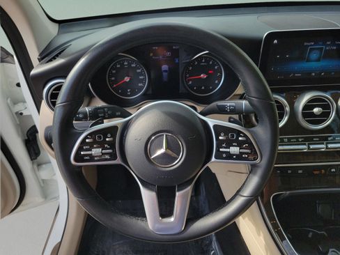 Certified 2022 Mercedes-Benz GLC 300 image 28