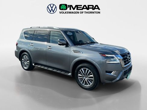 Used 2024 Nissan Armada SL w/ Captain's Chairs Package AWD/4WD image 7