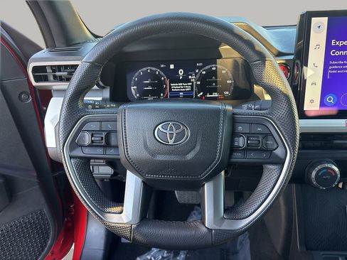 Used 2024 Toyota Tacoma TRD Off-Road image 20