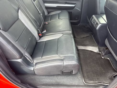 Used 2018 Toyota Tundra Limited w/ Limited Premium Package AWD/4WD image 28