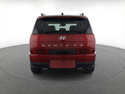 Used 2025 Hyundai Santa Fe SEL FWD image 7
