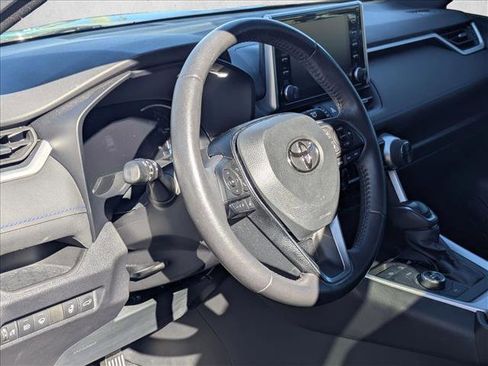 Used 2020 Toyota RAV4 XSE image 9