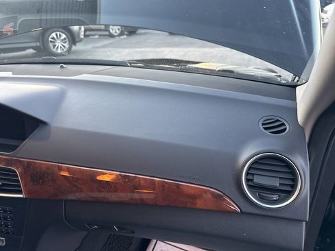 Used 2012 Mercedes-Benz C 300 4MATIC Sedan image 23