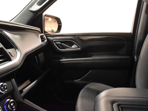 Used 2021 GMC Yukon SLE image 23