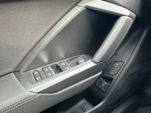 New 2025 Audi Q3 2.0T Premium image 33