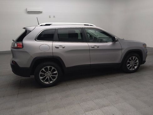 Used 2019 Jeep Cherokee Latitude Plus FWD image 10