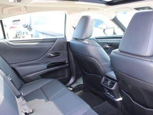 Certified 2025 Lexus ES 350 w/ Premium Package FWD image 7