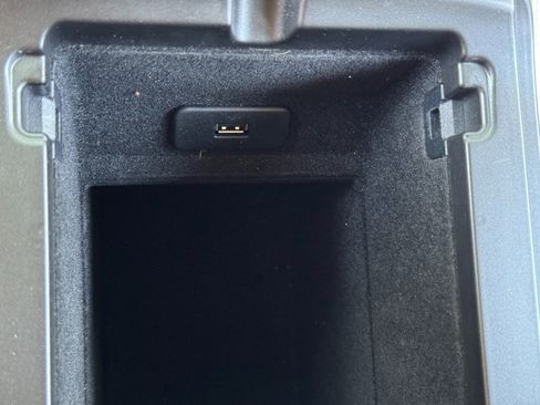 Used 2017 Lincoln MKX Select w/ Select Plus Package image 26