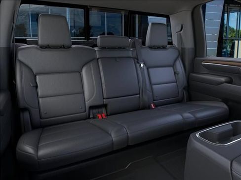 New 2026 GMC Sierra 2500 SLT w/ SLT Premium Package AWD/4WD image 17
