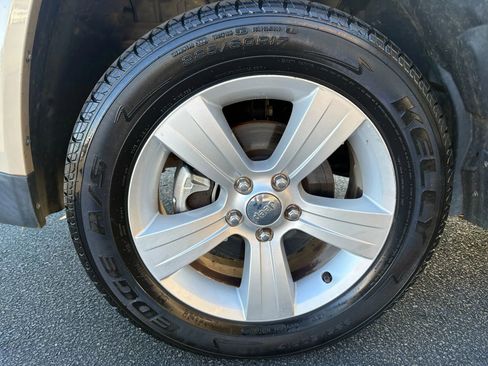 Used 2017 Jeep Compass Latitude image 20