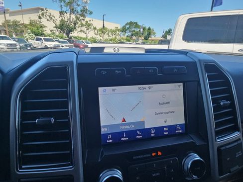Used 2020 Ford F150 Lariat w/ Equipment Group 502A Luxury AWD/4WD image 16