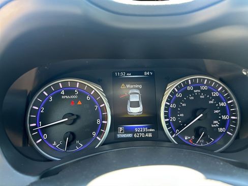 Used 2017 INFINITI Q60 3.0t RWD image 21