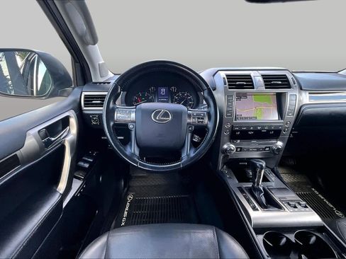 Used 2017 Lexus GX 460 w/ Navigation Package AWD/4WD image 5