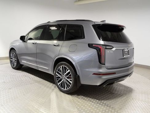 Used 2022 Cadillac XT6 Sport w/ Technology Package AWD/4WD image 12