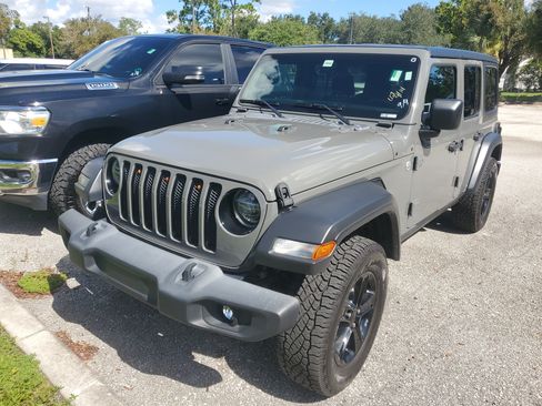 Used 2020 Jeep Wrangler Unlimited Sport AWD/4WD image 4