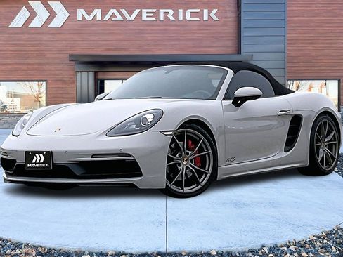 Used 2018 Porsche 718 Boxster GTS image 3