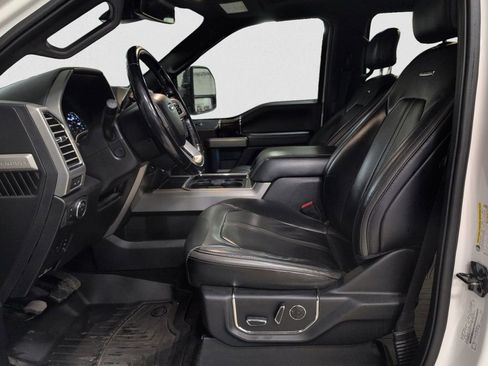 Used 2017 Ford F250 Platinum w/ Platinum Ultimate Package image 9