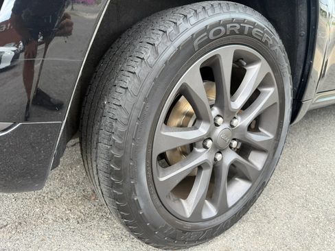 Used 2018 Jeep Grand Cherokee High Altitude AWD/4WD image 30