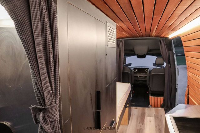 Used 2023 Mercedes-Benz Sprinter 2500 image 77