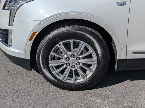 Used 2017 Cadillac XT5 Luxury w/ Driver Awareness Package image 22