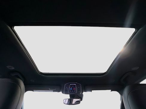 Used 2024 Jeep Grand Cherokee L Limited image 16