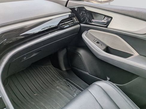 Used 2023 Acura MDX FWD w/ Technology Package image 17