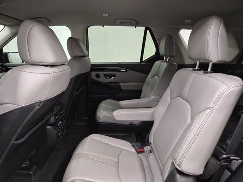 Used 2023 Honda Pilot EX-L image 16