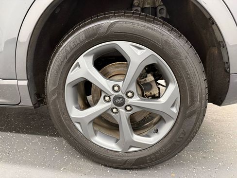 Used 2023 Ford Escape ST-Line Select AWD/4WD image 19