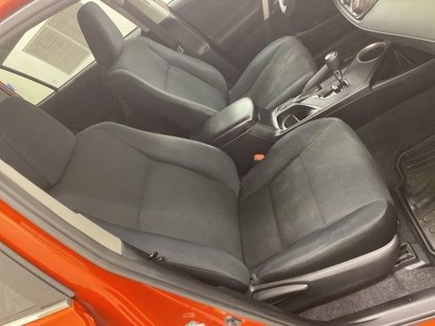 Used 2015 Toyota RAV4 LE FWD image 28