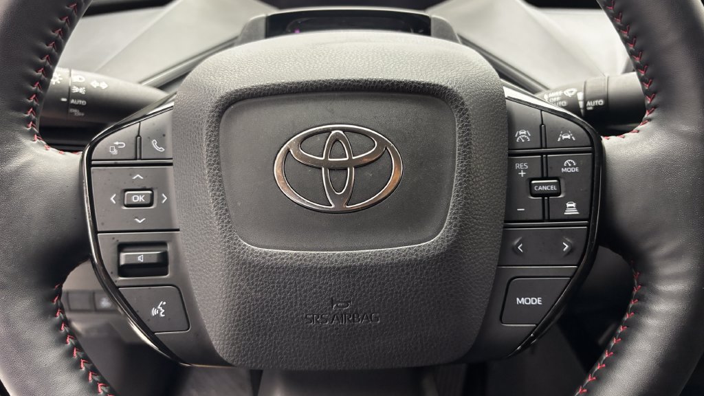 Used 2023 Toyota Prius Prime FWD image 20