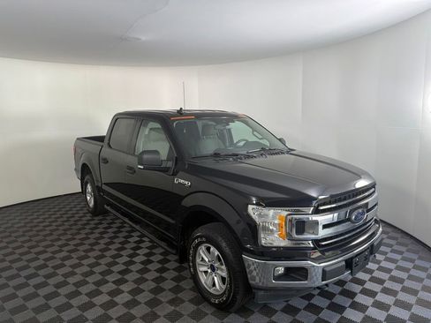 Used 2020 Ford F150 XLT AWD/4WD image 2