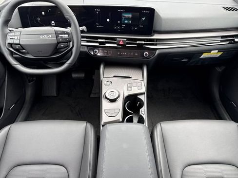 New 2026 Kia Sportage SX Prestige AWD/4WD image 16