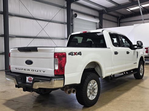 Used 2019 Ford F250 XLT image 4