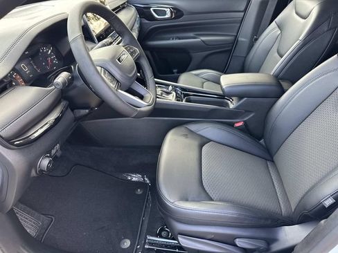 New 2026 Jeep Compass Latitude AWD/4WD image 24