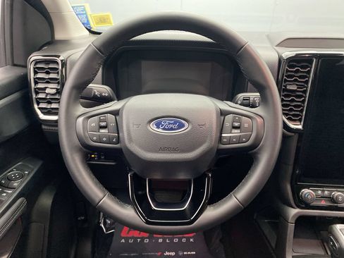 Used 2025 Ford Ranger XLT w/ Equipment Group 301A High AWD/4WD image 16