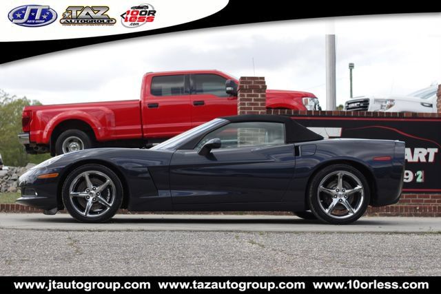 Used 2013 Chevrolet Corvette Convertible w/ 3LT Preferred Equipment Group RWD image 4
