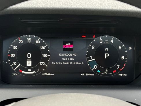 Used 2024 Land Rover Discovery Sport S image 32